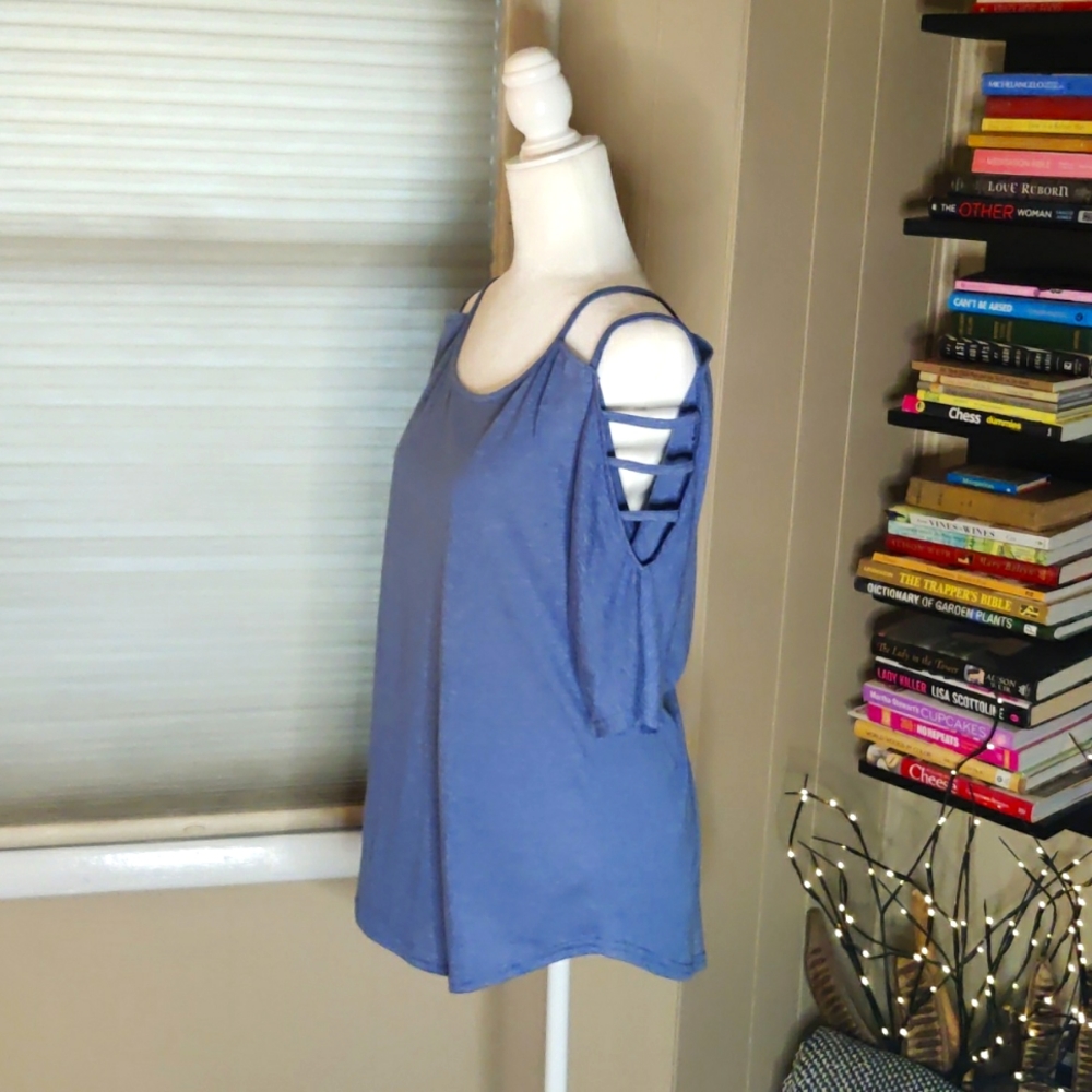 Cutout Top